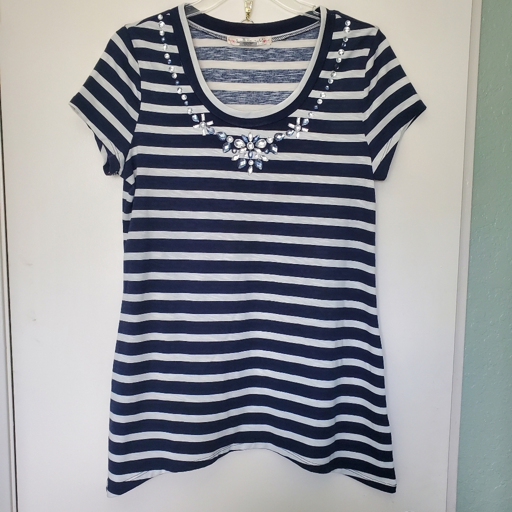 Sweetly Wonderful Women's Navy & White Nautical High Low Hem Women's Top Size PM